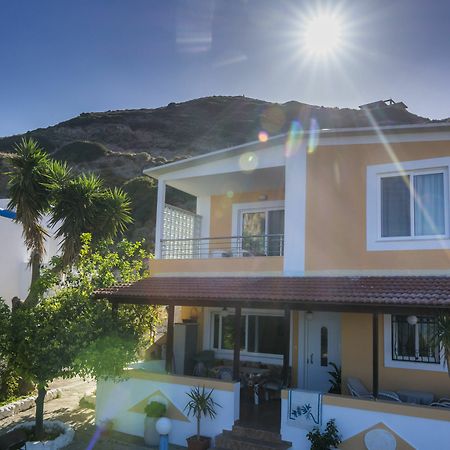 Villa Giorgos Kéfalos エクステリア 写真