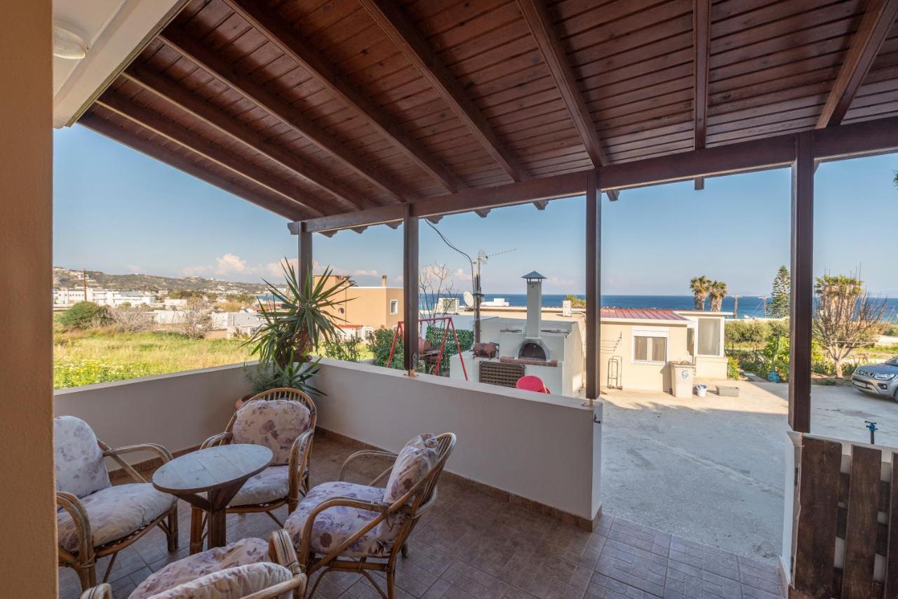 Villa Giorgos Kéfalos エクステリア 写真